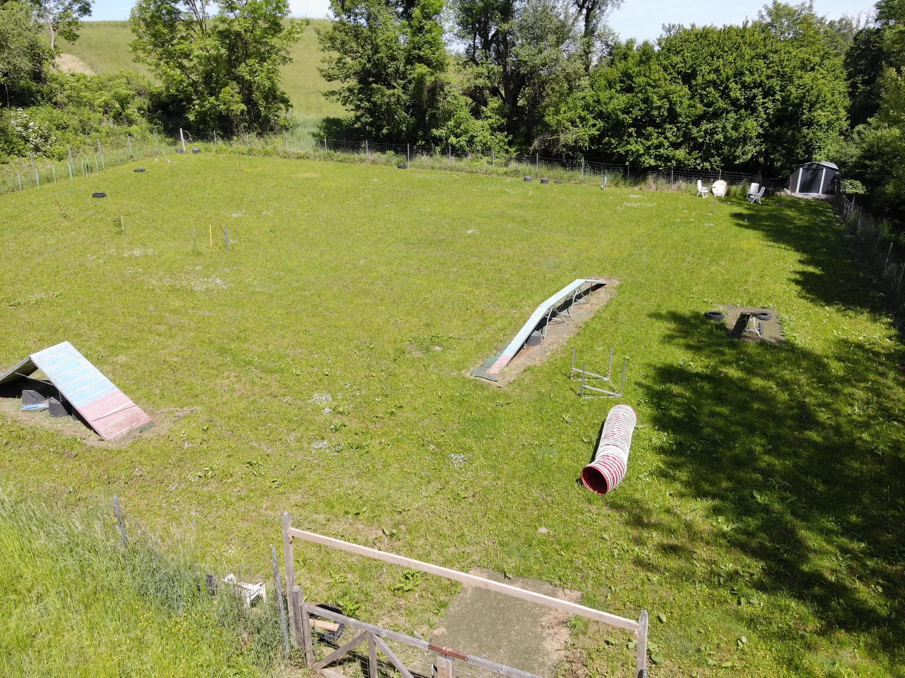 Übersicht aus der Luft über das Dogrelation Trainingsgelände in Steyr-Wolfern bei Steyr